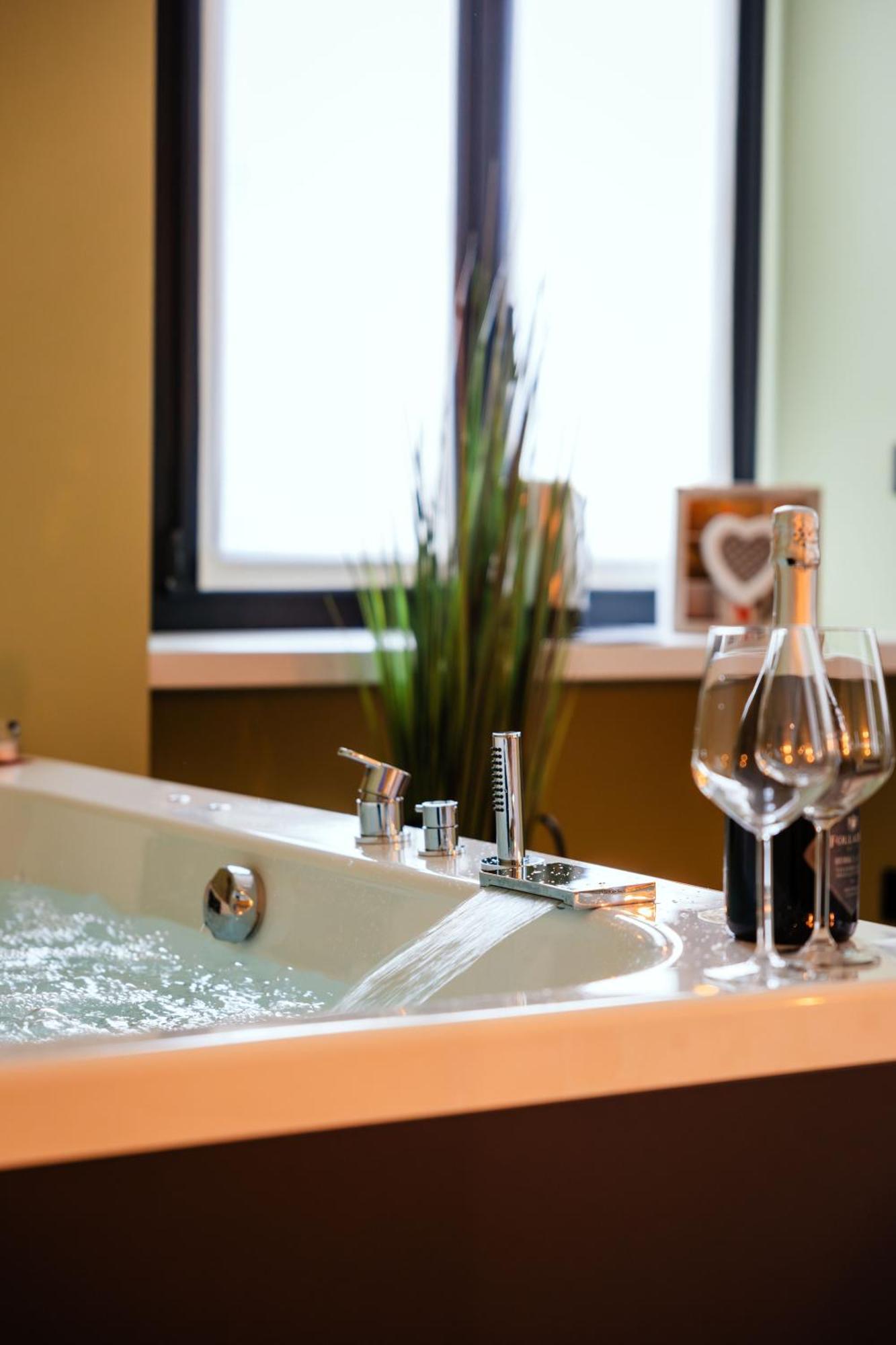 Appartement Marylin's Suite&spa Con Parcheggio Privato Como